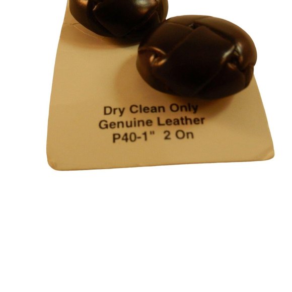 Vintage Lot of 24 Shank 2 & 4 Hole & Basket Weave Brown Buttons - Picture 3 of 12